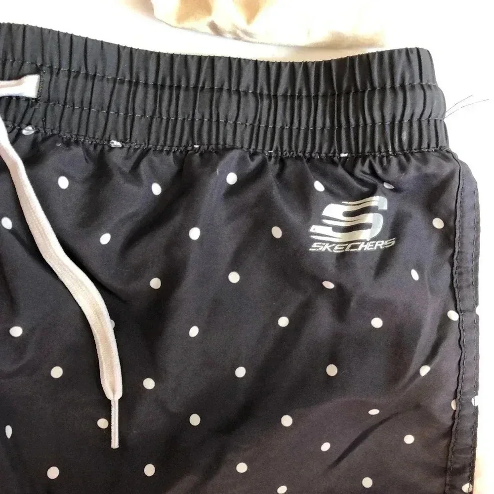 Skechers & old Navy Girl/women Summer shorts size S
